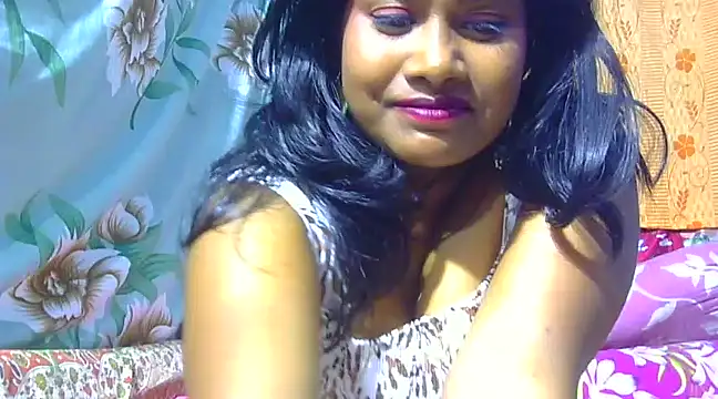 sexy roma online show from February 7, 2025, 7:49 pm