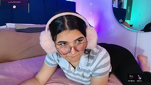 Tifanny grey online show from November 7, 2025, 7:47 pm