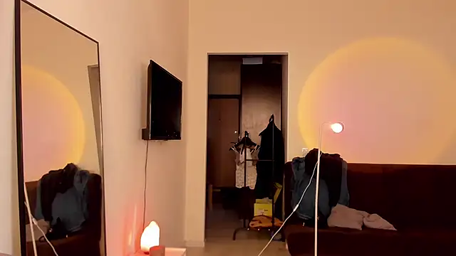 Snapshot of elliemintlover chatting on September 30, 2025, 8:36 pm elliemintlover online show from September 30, 2025, 8:36 pm