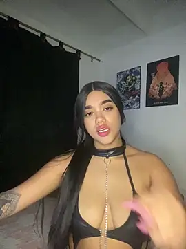 Snapshot of ElaEndez_ chatting on March 14, 2026, 5:35 am ElaEndez online show from March 14, 2026, 5:35 am