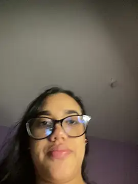 Snapshot of ElaEndez_ chatting on March 19, 2026, 5:11 am ElaEndez online show from March 19, 2026, 5:11 am