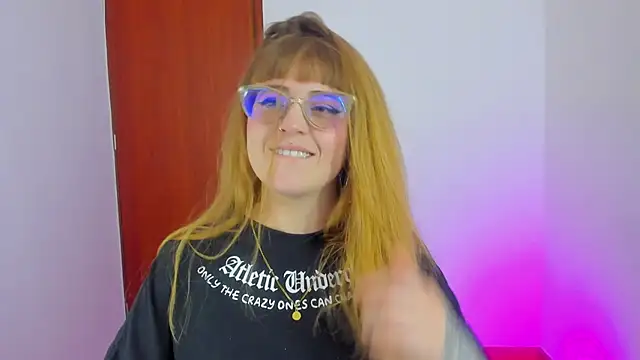 Snapshot of tekila__ chatting on January 7, 2026, 9:28 pm tekila online show from January 7, 2026, 9:28 pm