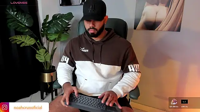 noah crux online show from December 5, 2025, 9:00 pm