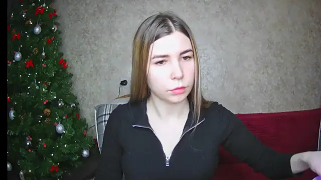 Snapshot of ElllaNuar chatting on January 13, 2025, 5:12 am ElllaNuar online show from January 13, 2025, 5:12 am