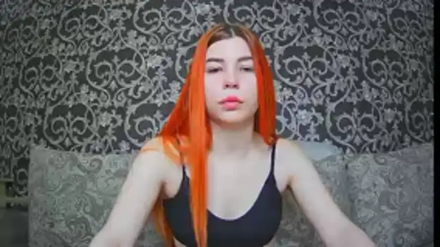 Snapshot of ElllaNuar chatting on October 28, 2025, 5:55 am ElllaNuar online show from October 28, 2025, 5:55 am