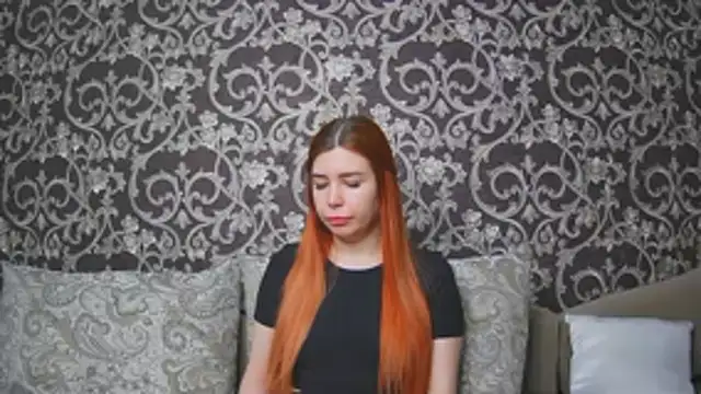 ElllaNuar online show from February 12, 2026, 3:34 am