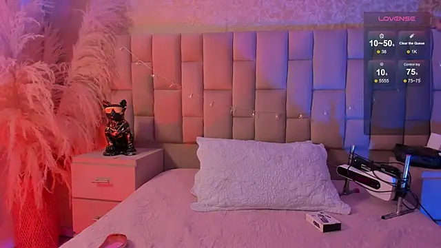 Snapshot of MelodyBliss chatting on December 23, 2025, 6:00 am MelodyBliss online show from December 23, 2025, 6:00 am