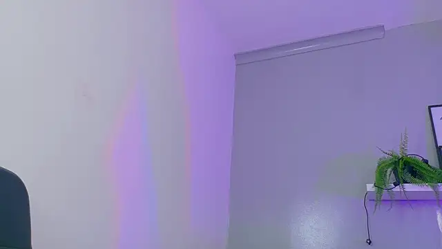 Snapshot of KendalMilleer chatting on October 13, 2025, 10:15 am KendalMilleer online show from October 13, 2025, 10:15 am