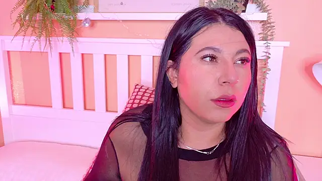 Snapshot of KendalMilleer chatting on October 27, 2025, 10:30 am KendalMilleer online show from October 27, 2025, 10:30 am