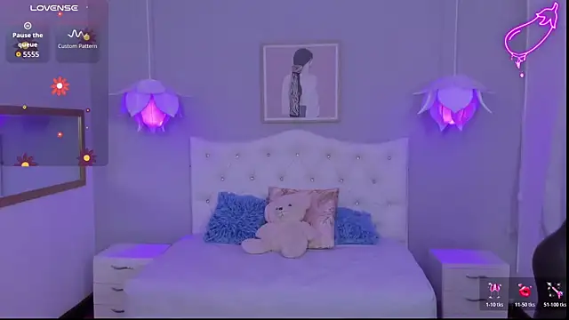 Lisa7 7 online show from November 11, 2025, 6:41 pm