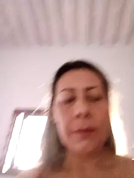 Mia-funny20 online show from January 8, 2025, 8:18 pm