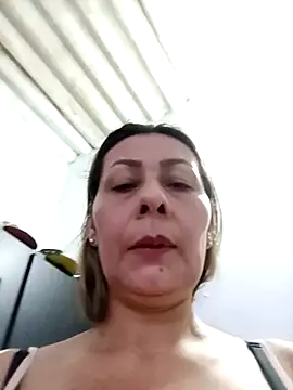 Mia-funny20 online show from February 11, 2025, 7:27 pm