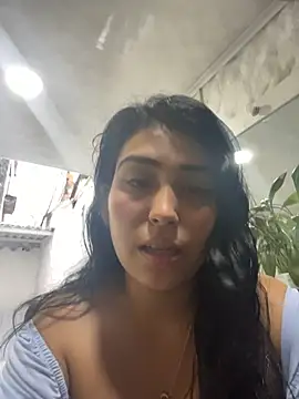 emma  cute   online show from January 18, 2026, 11:36 am