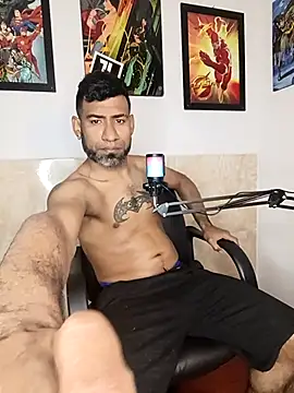 Enriblack92 online show from November 5, 2025, 4:34 am