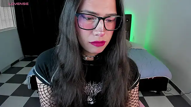 paula kawaiifu  online show from January 19, 2025, 6:21 pm