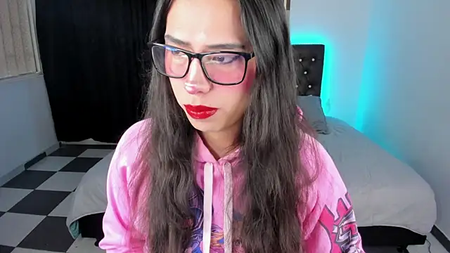 paula kawaiifu  online show from March 8, 2025, 1:36 pm