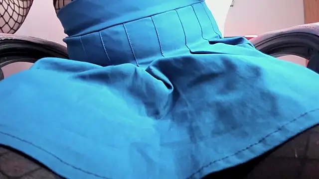 paula kawaiifu  online show from November 19, 2025, 2:17 pm