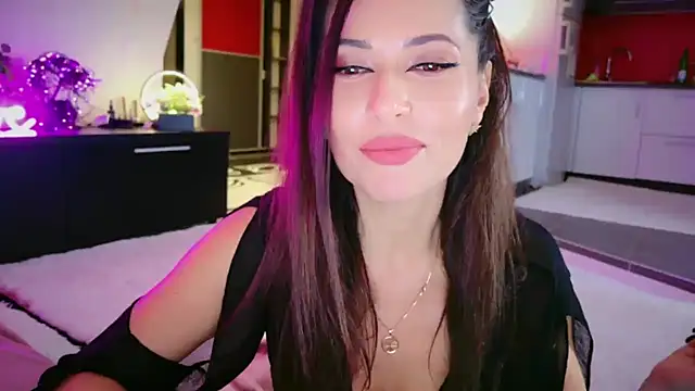 Snapshot of MissSmiley26 chatting on February 19, 2026, 10:17 pm MissSmiley26 online show from February 19, 2026, 10:17 pm