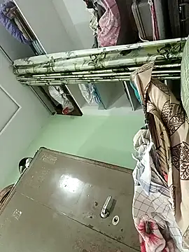 Snapshot of PVNRAO0831 chatting on October 29, 2025, 5:47 pm PVNRAO0831 online show from October 29, 2025, 5:47 pm