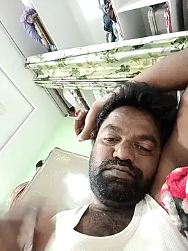 Snapshot of PVNRAO0831 chatting on December 4, 2025, 6:49 pm PVNRAO0831 online show from December 4, 2025, 6:49 pm