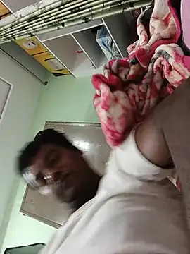 Snapshot of PVNRAO0831 chatting on July 6, 2026, 8:22 am PVNRAO0831 online show from July 6, 2026, 8:22 am