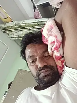 Snapshot of PVNRAO0831 chatting on July 20, 2026, 2:37 am PVNRAO0831 online show from July 20, 2026, 2:37 am