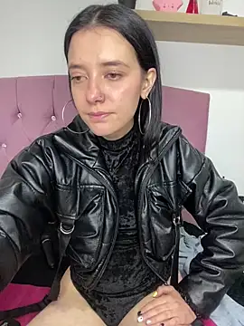 Isabella 21x online show from March 4, 2025, 3:37 pm