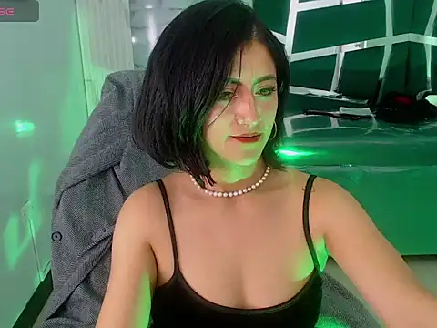 Snapshot of artemisa_ch1 chatting on February 14, 2026, 3:31 pm artemisa ch1 online show from February 14, 2026, 3:31 pm