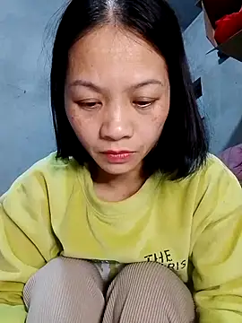 Snapshot of Aninyin22 chatting on February 18, 2025, 6:59 am Aninyin22 online show from February 18, 2025, 6:59 am