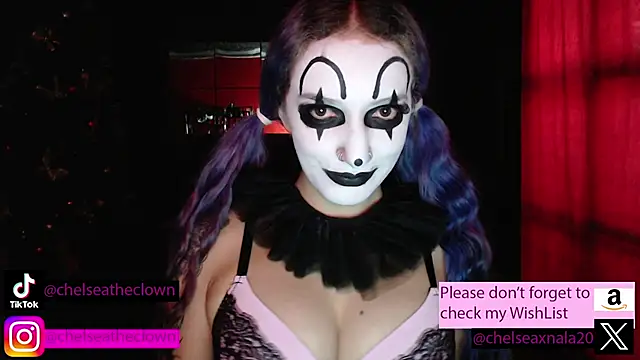 Snapshot of Eloise-brown chatting on December 20, 2025, 3:30 pm Eloise-brown online show from December 20, 2025, 3:30 pm