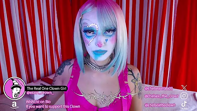 Snapshot of Eloise-brown chatting on July 8, 2026, 6:12 pm Eloise-brown online show from July 8, 2026, 6:12 pm