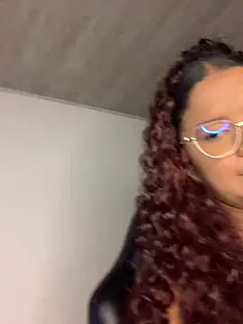 antonella 19x online show from December 7, 2024, 8:44 am