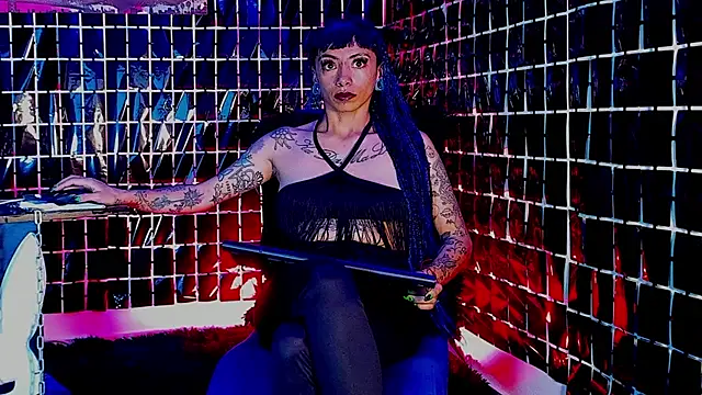 vivi-honey online show from March 11, 2025, 11:44 am