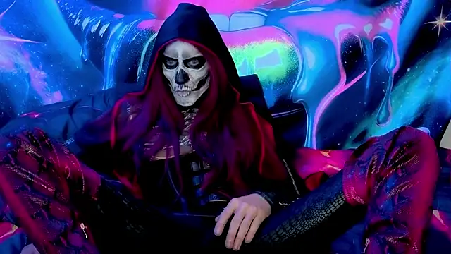 LuvNuk online show from November 1, 2025, 4:58 am