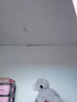 Vini 09 online show from January 12, 2026, 5:51 pm