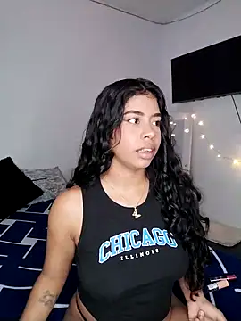 Snapshot of Fanny_Klean chatting on February 7, 2026, 3:32 am Fanny Klean online show from February 7, 2026, 3:32 am