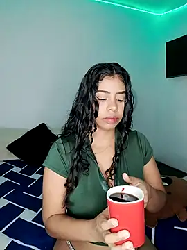 Snapshot of Fanny_Klean chatting on February 13, 2026, 3:35 am Fanny Klean online show from February 13, 2026, 3:35 am