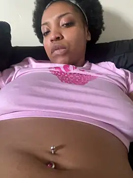 KimiAqua online show from December 13, 2024, 4:49 pm