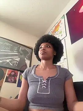 KimiAqua online show from March 13, 2025, 10:32 pm