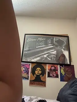 KimiAqua online show from March 19, 2025, 3:40 pm