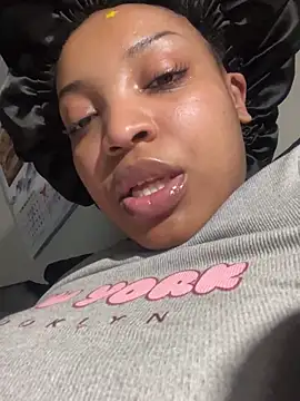 KimiAqua online show from March 23, 2025, 12:47 am