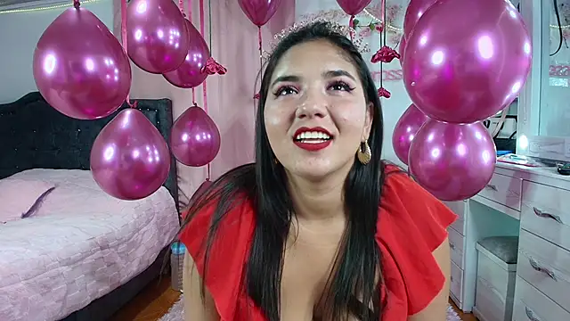 Snapshot of AnnaRosse1 chatting on September 18, 2025, 8:44 pm AnnaRosse1 online show from September 18, 2025, 8:44 pm