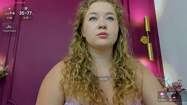 Snapshot of CassieRide chatting on February 8, 2025, 12:50 pm CassieRide online show from February 8, 2025, 12:50 pm