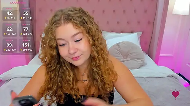 Snapshot of CassieRide chatting on September 23, 2025, 5:21 am CassieRide online show from September 23, 2025, 5:21 am