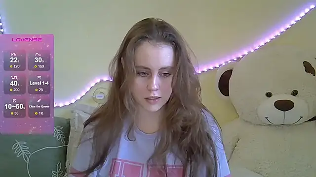 Snapshot of Sellya_Houston chatting on February 7, 2025, 1:32 pm Sellya Houston online show from February 7, 2025, 1:32 pm