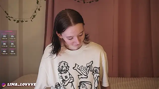 Snapshot of LimaLexxx chatting on November 17, 2025, 5:52 pm LimaLexxx online show from November 17, 2025, 5:52 pm