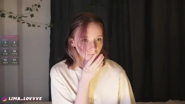 Snapshot of LimaLexxx chatting on December 4, 2025, 5:54 pm LimaLexxx online show from December 4, 2025, 5:54 pm