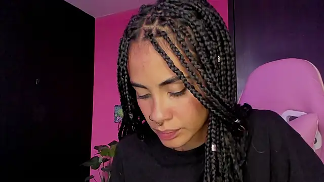 Juanadearco5 online show from December 15, 2024, 10:04 pm