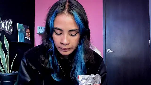 Juanadearco5 online show from September 30, 2025, 9:42 pm