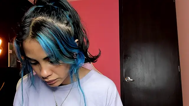 Juanadearco5 online show from October 8, 2025, 10:51 pm